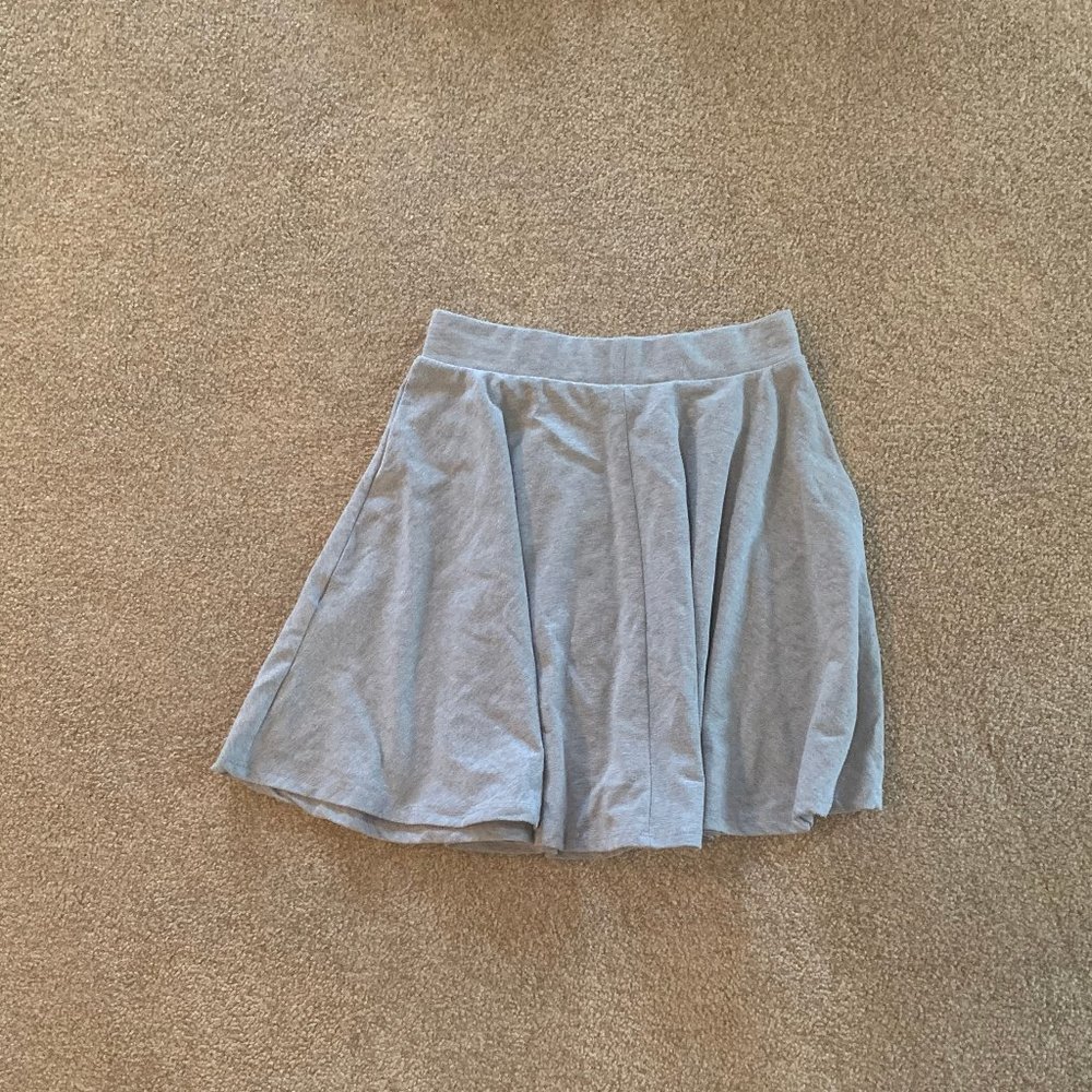 Mini Skirts - Picture 2 of 2